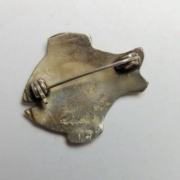 Vintage Fish Shape Brooch, Silver Tone and Mother of Pearl Pin, Estate - Picture 3 of 6